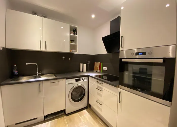 Lejlighed Von Oben 3,5 8.og Frisch Saniert Duisburg